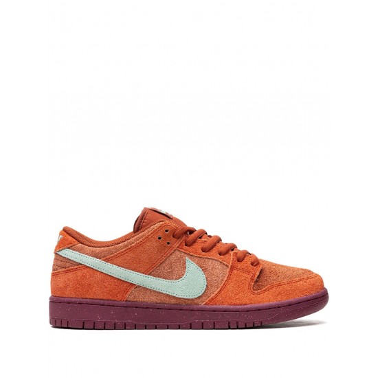SB Dunk Low Pro Prm "Mystic Red" sneakers