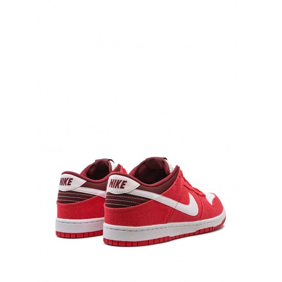Dunk Low "Hyper Red" sneakers