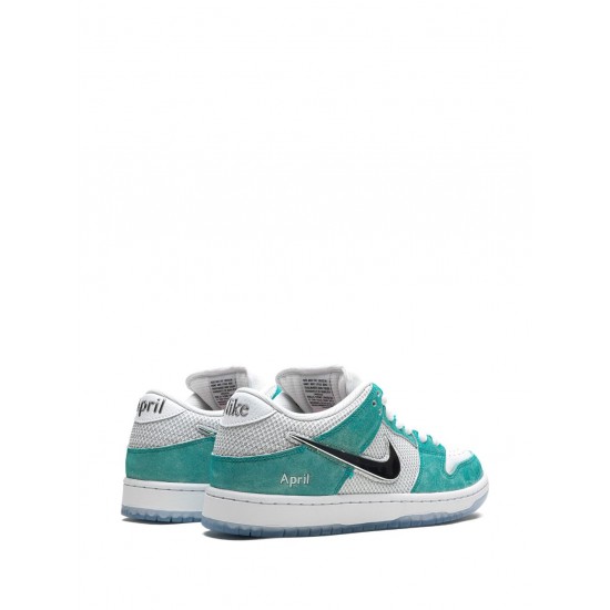 Dunk Low Pro QS "April Skateboards" sneakers