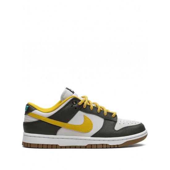 Dunk Low "Cargo Khaki" sneakers