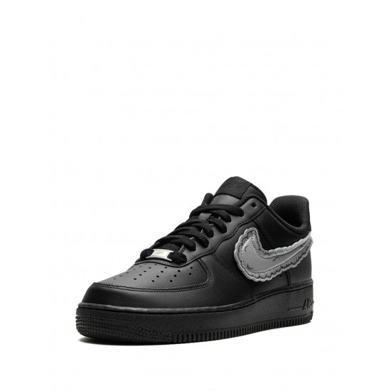 x KAWS x Sky High Farms Air Force 1 Low "Black" sneakers