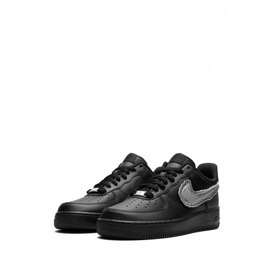 x KAWS x Sky High Farms Air Force 1 Low "Black" sneakers
