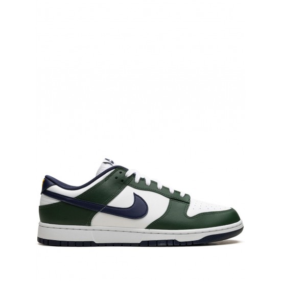 Dunk Low "Fir" sneakers