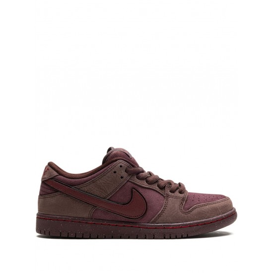 SB Dunk Low "City of Love" sneakers