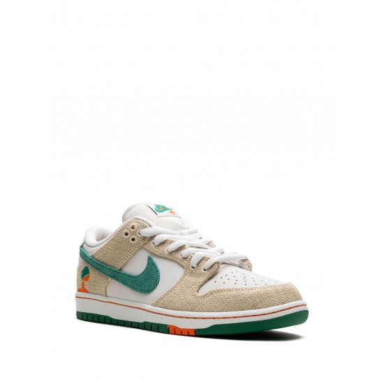 x Jarritos SB Dunk Low sneakers