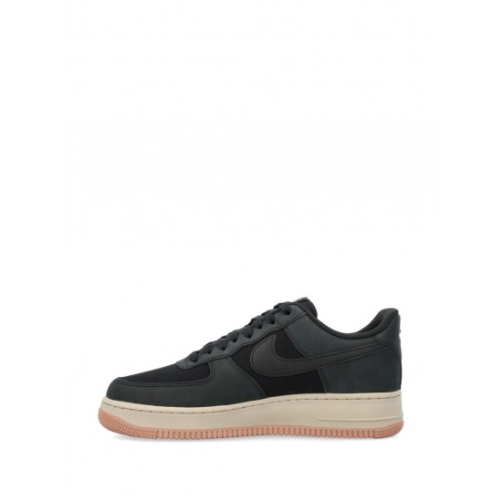 Air Force 1' 07 lace-up sneakers
