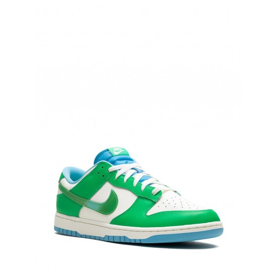 Dunk Low "Green Shock" sneakers