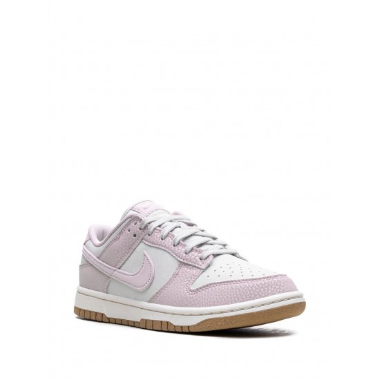 Dunk Low "Platinum Violet" sneakers