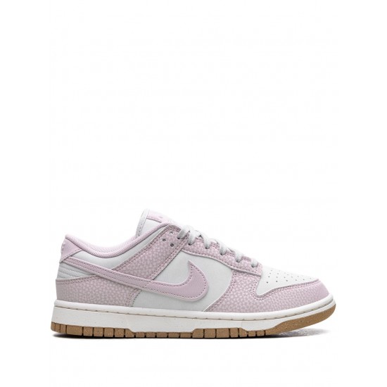 Dunk Low "Platinum Violet" sneakers