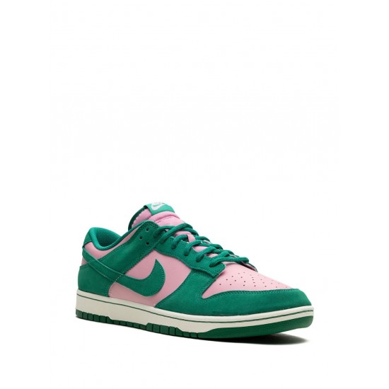 Dunk Low "Back 9 - Masters" sneakers