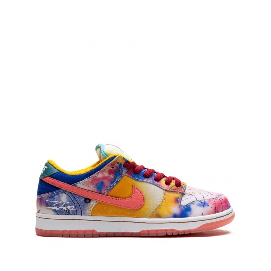 Dunk Low SB "Friends & Family - Futura Laboratories - Sunblush" sneakers