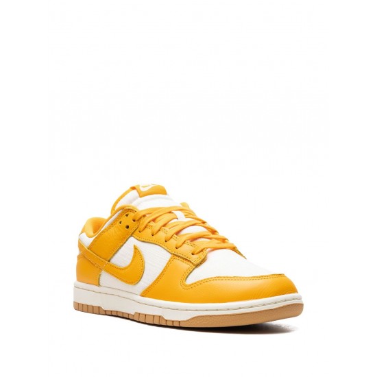 Dunk Low "University Gold" sneakers