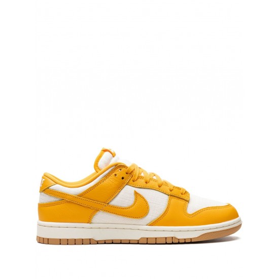 Dunk Low "University Gold" sneakers