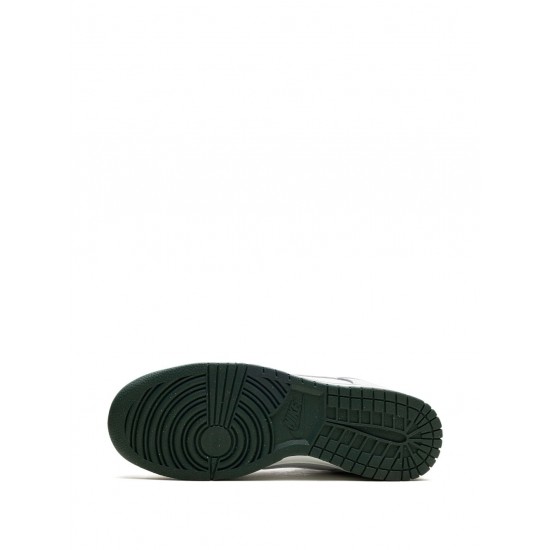 Dunk Low Retro SE "Vintage Green" sneakers