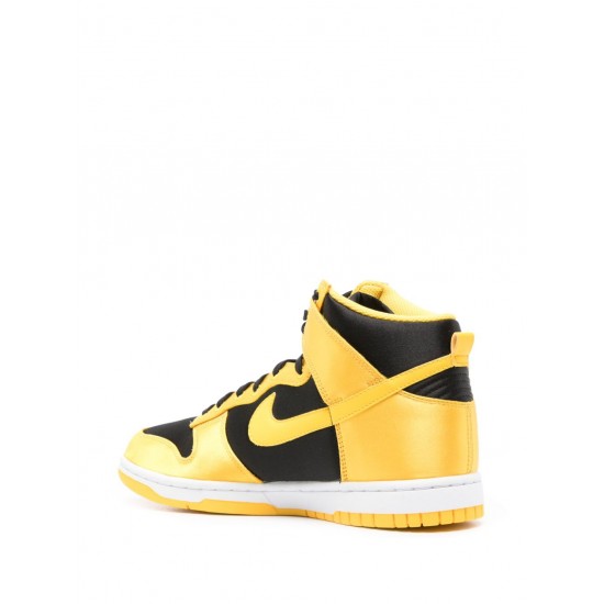 Dunk high-top sneakers