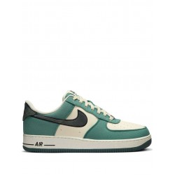 Air Force 1 sneakers