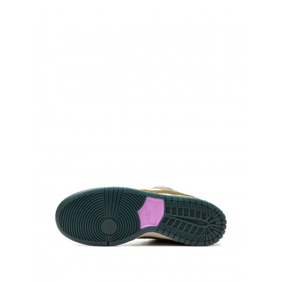 x Alexis Sablone SB Dunk Low Pro "Chameleon" sneakers