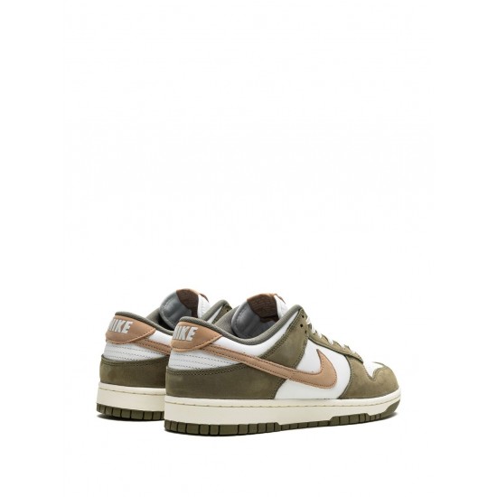 Dunk Low "Medium Olive" sneakers
