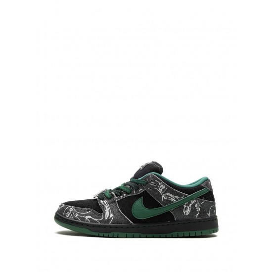 SB Dunk Low "There Skateboards" sneakers