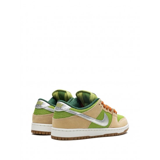 SB Dunk Low "Escargot" sneakers