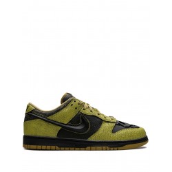 Dunk Low Halloween sneakers