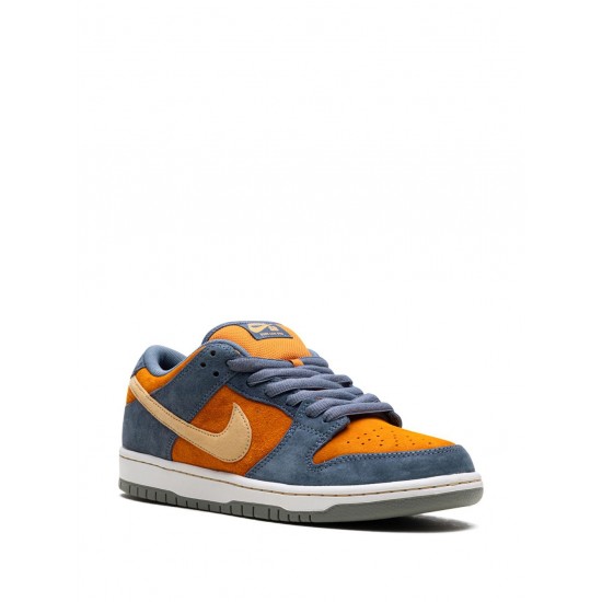 SB Dunk Low "Light Carbon/Monarch" sneakers