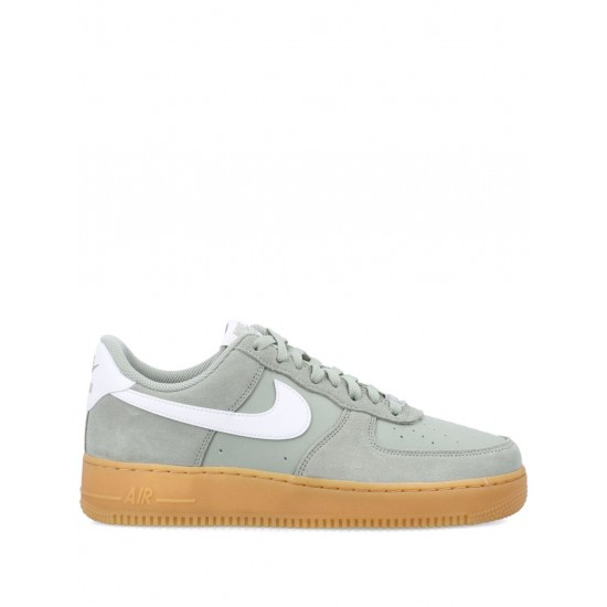 Air Force 1 '07 LV8 sneakers