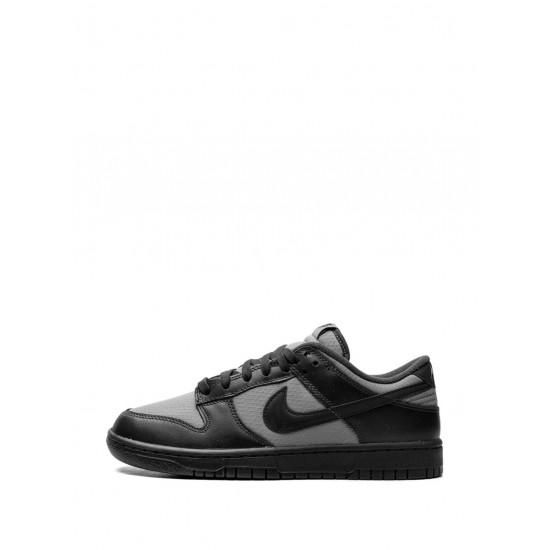 Dunk Low Retro SE sneakers