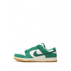 Dunk Low SE "Malachite" sneakers