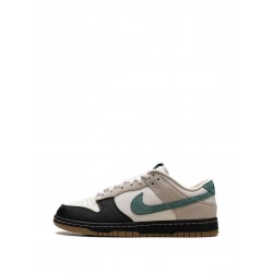 Dunk Low sneakers