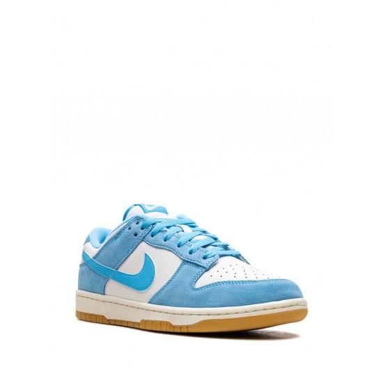 Dunk Low sneakers