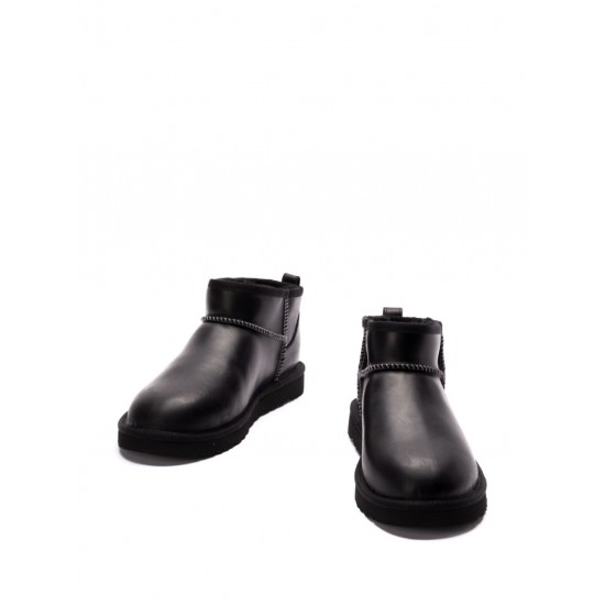 UGG Classic Ultra Mini boots