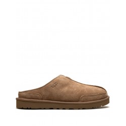 UGG Marcman slippers 