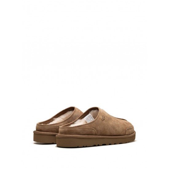 UGG Marcman slippers 